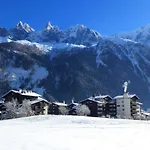 Au Pied Des Pistes A Avec Parking Prive, Proche Centre - Fr-1-343-162
