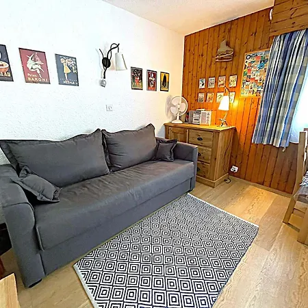 Cosy Pour 4 Avec Accès Direct Aux Pistes Et Parking Souterrain - Fr-1-343-162 *