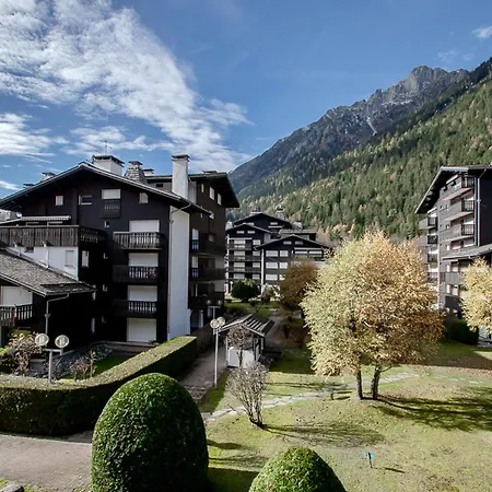 Au Pied Des Pistes A Avec Parking Prive, Proche Centre - Fr-1-343-162 Шамони